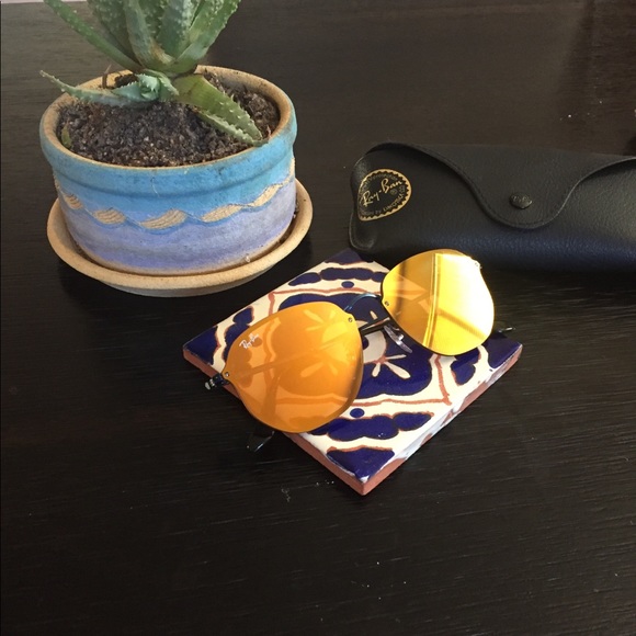 Ray ban sun glasses - Picture 3 of 4